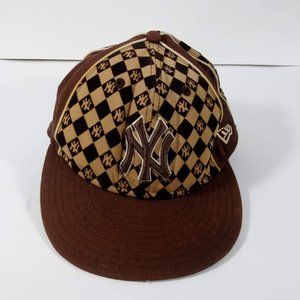 New Era New York Yankees Fitted Baseball Cap 7 1/8